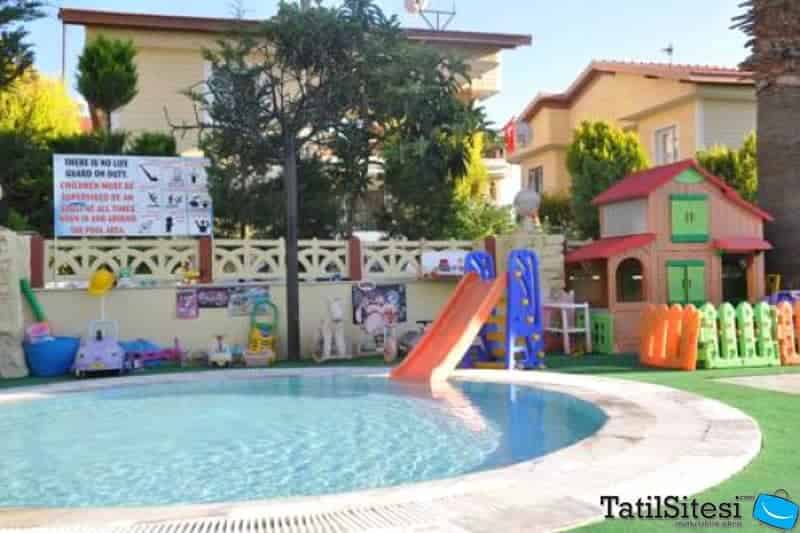 Tropicana Garden Hotel